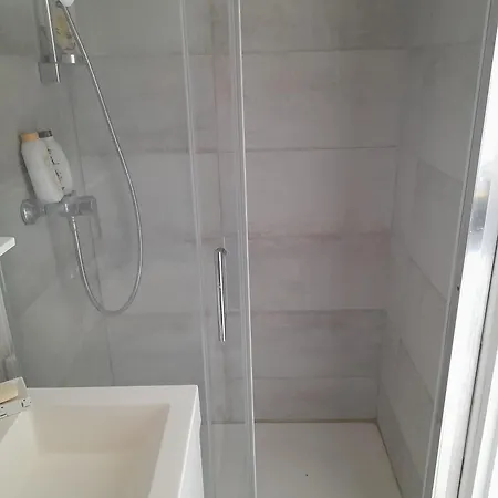 Cosy Et Lumineux à 50 M De La *