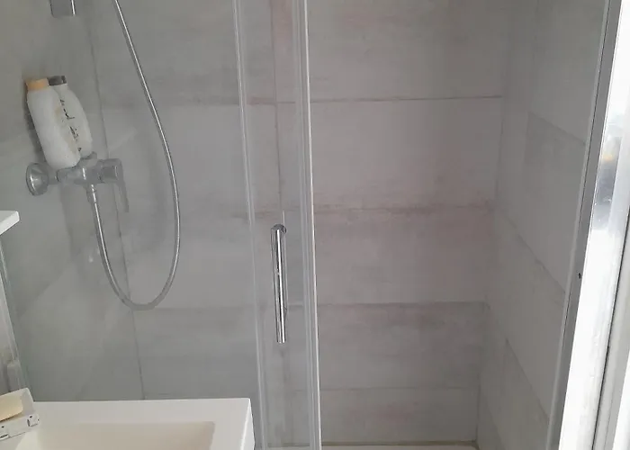 Cosy Et Lumineux à 50 M De La *