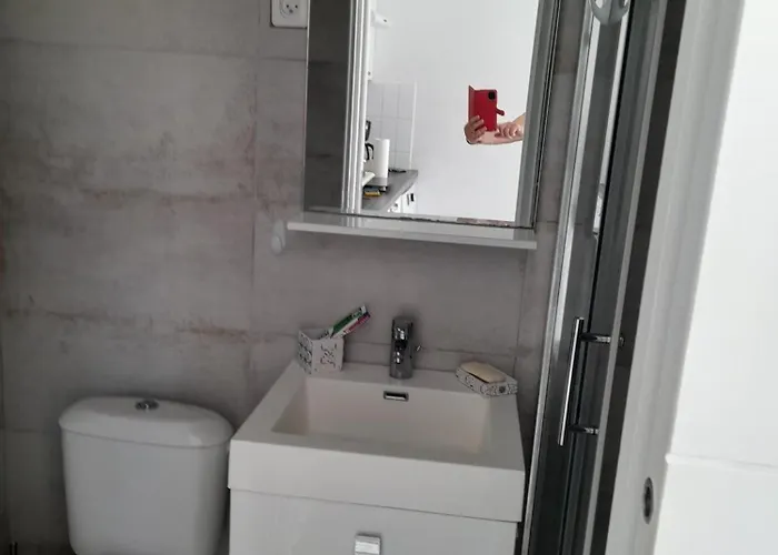 Cosy Et Lumineux à 50 M De La Agde